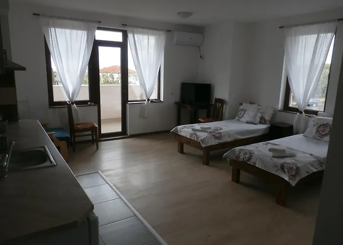 Aleksandrovo Apartments *